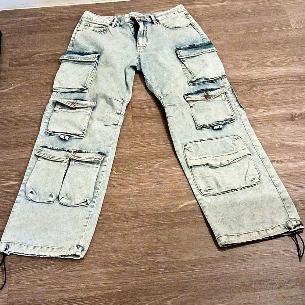 Fashion Nova "Hella Pocket" Multi-Cargo Wide-Leg Jeans - Size 11